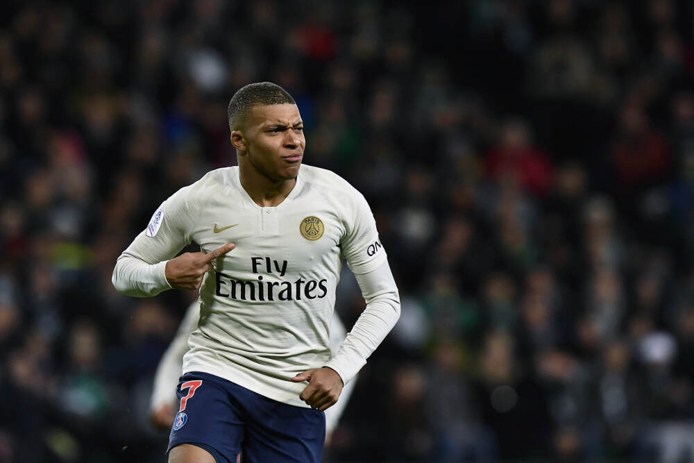 进球网评五大联赛今夏最佳签约：路易斯·迪亚斯居首，魔笛第4